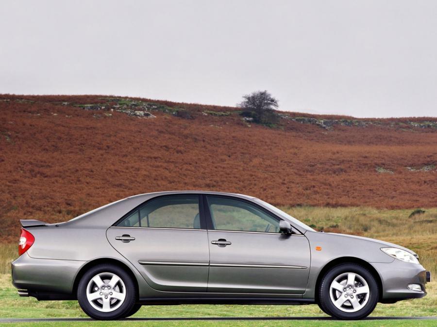  Toyota Camry 2002 года  (UK) (фото 4 из 4)